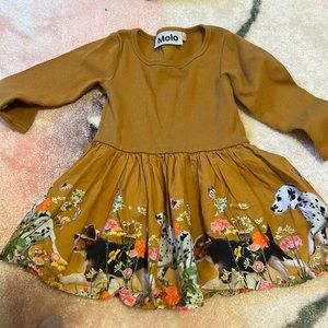 Girls dress